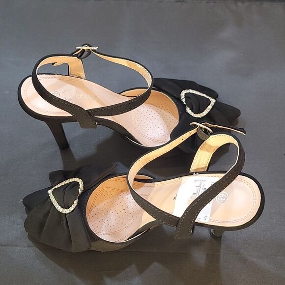 BRAND NEW FOREVER FLOWER BOWNOT POINTED TOE HIGH HEEL STILETTO SANDAL - Picture 9 of 13